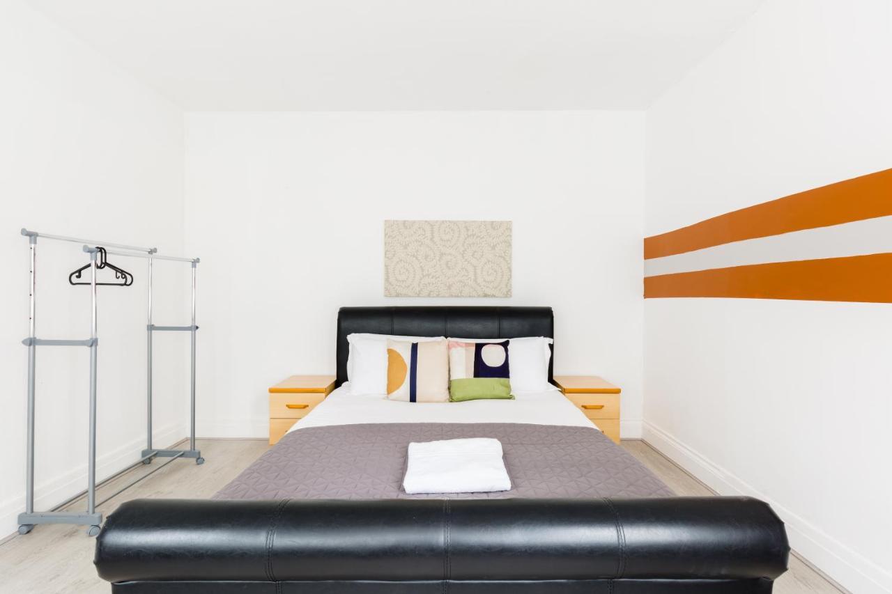 Beautiful 6 Bedroom House For 17 Guests Next To Edgbaston Stadium Birmingham Esterno foto