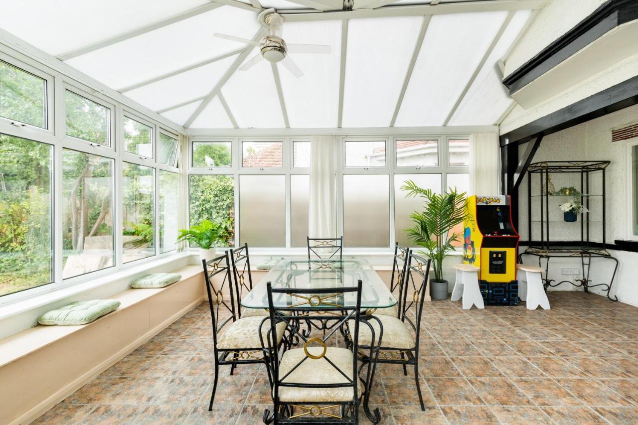 Beautiful 6 Bedroom House For 17 Guests Next To Edgbaston Stadium Birmingham Esterno foto
