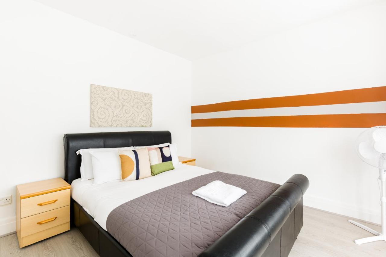 Beautiful 6 Bedroom House For 17 Guests Next To Edgbaston Stadium Birmingham Esterno foto
