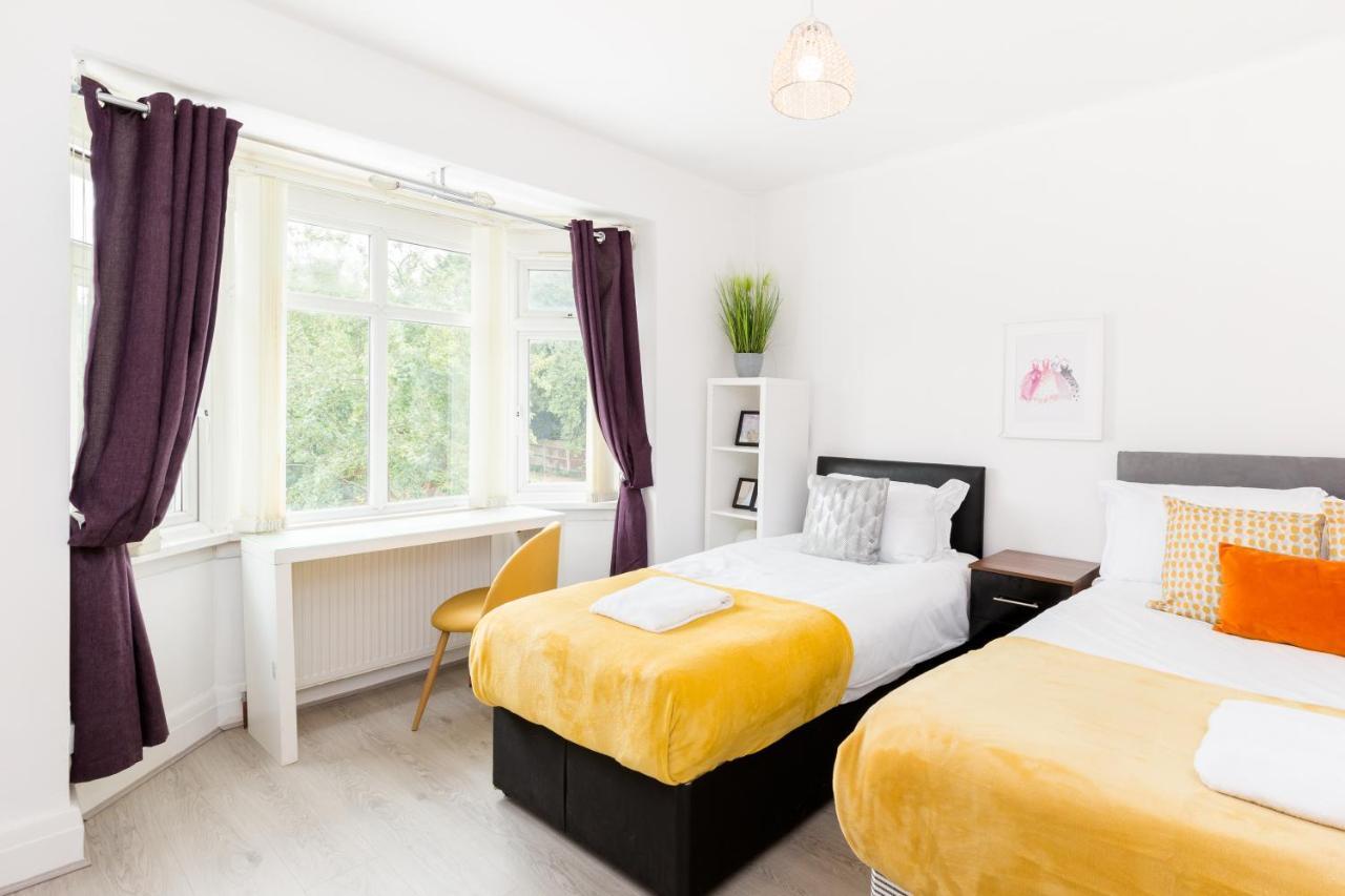 Beautiful 6 Bedroom House For 17 Guests Next To Edgbaston Stadium Birmingham Esterno foto