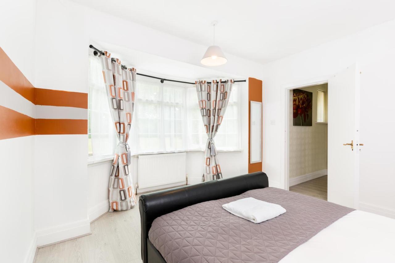 Beautiful 6 Bedroom House For 17 Guests Next To Edgbaston Stadium Birmingham Esterno foto